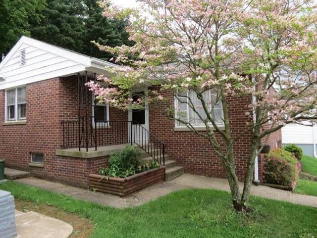 2001 DECATUR AVE, WHEELING, WV 26003, photo 1 of 20